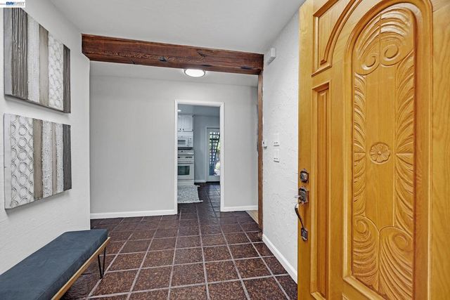 879 Via Seville, Livermore, CA 94550