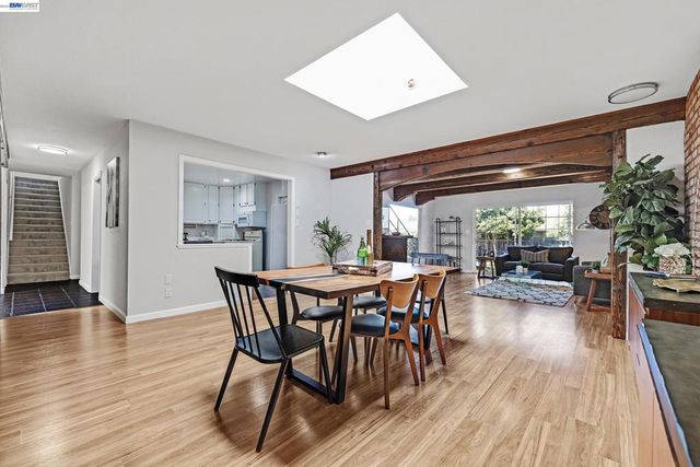 879 Via Seville, Livermore, CA 94550