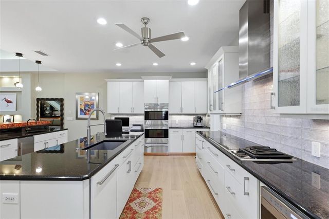 7274 VILLA D ESTE DRIVE, Sarasota, FL 34238