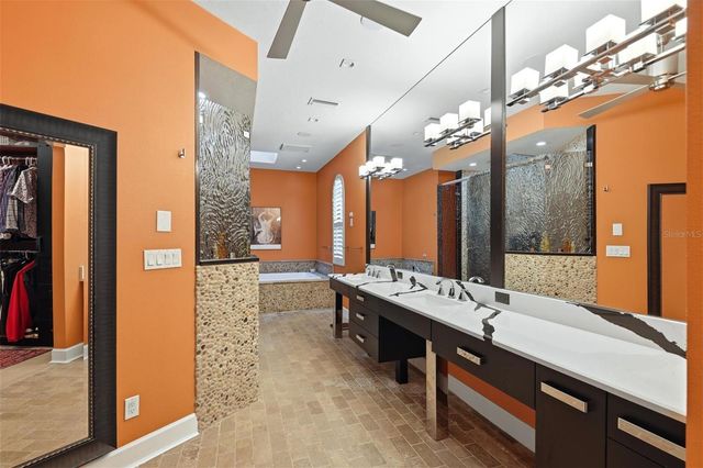 7274 VILLA D ESTE DRIVE, Sarasota, FL 34238