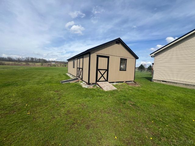 5087 Panhandle Road, New Vienna, OH 45159