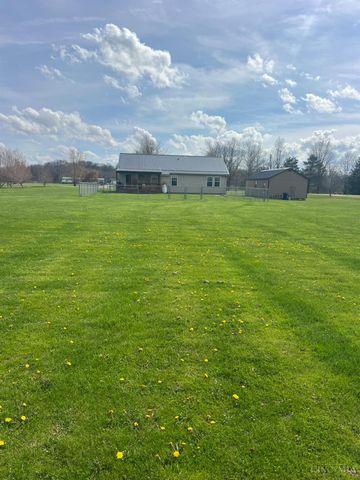 5087 Panhandle Road, New Vienna, OH 45159