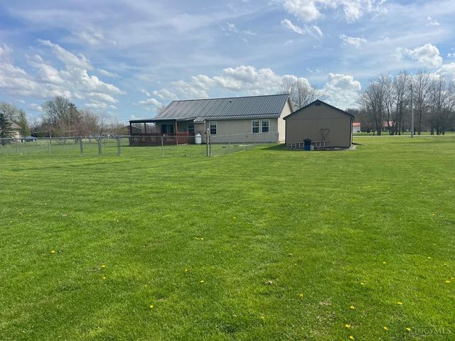 5087 Panhandle Road, New Vienna, OH 45159