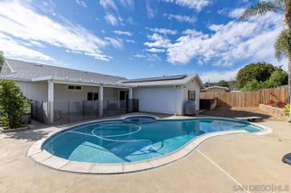 1070 Paula Way, Escondido, CA 92027