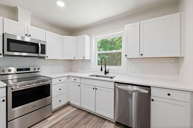 506 Old Whiskey Road N, New Ellenton, SC 29809