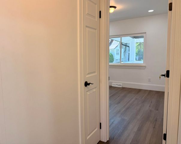 543 E Saratoga Street, Ferndale, MI 48220