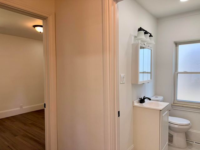 543 E Saratoga Street, Ferndale, MI 48220