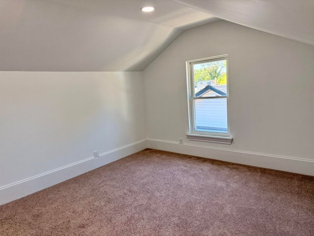 543 E Saratoga Street, Ferndale, MI 48220
