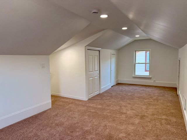 543 E Saratoga Street, Ferndale, MI 48220