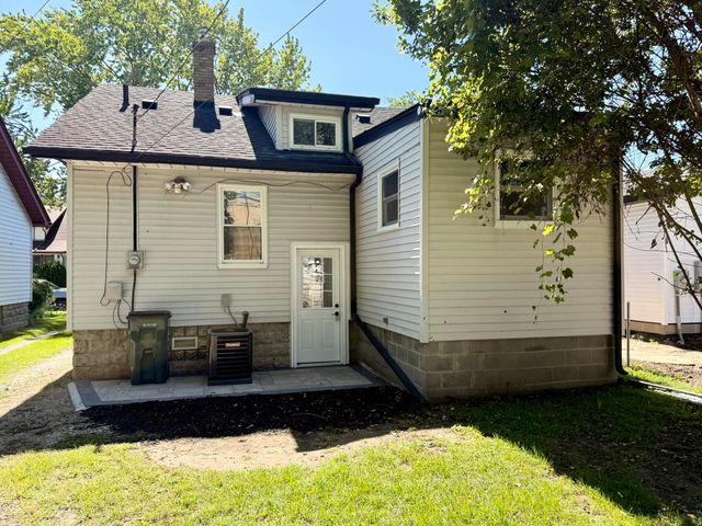 543 E Saratoga Street, Ferndale, MI 48220