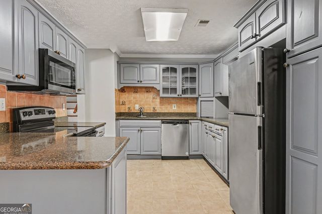 2915 Lajean Drive, Atlanta, GA 30349