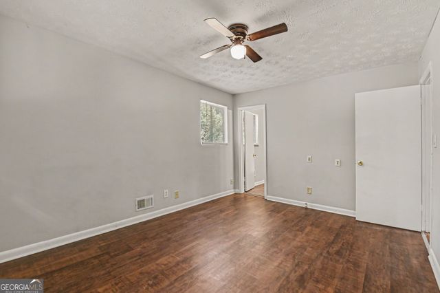 2915 Lajean Drive, Atlanta, GA 30349