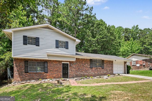 2915 Lajean Drive, Atlanta, GA 30349