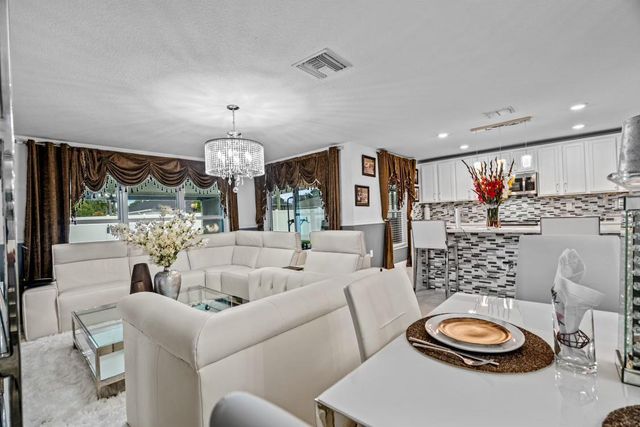 1381 SW Paar Drive, Port St. Lucie, FL 34953