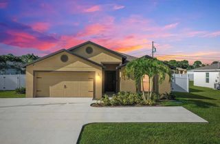 1381 SW Paar Drive, Port St. Lucie, FL 34953