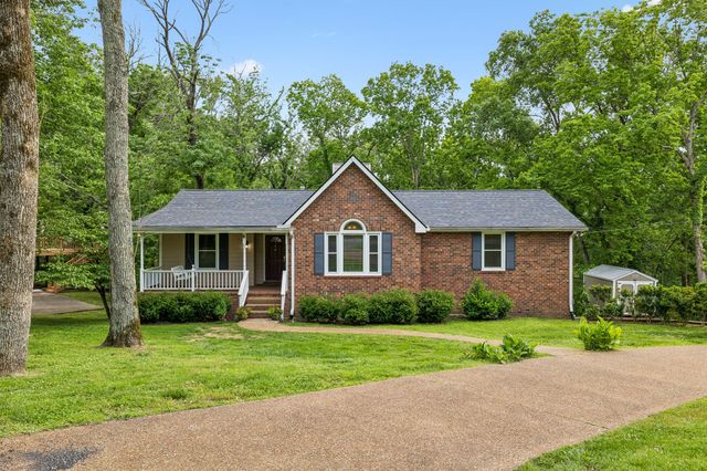 1006 Cynthia Trl, Goodlettsville, TN 37072