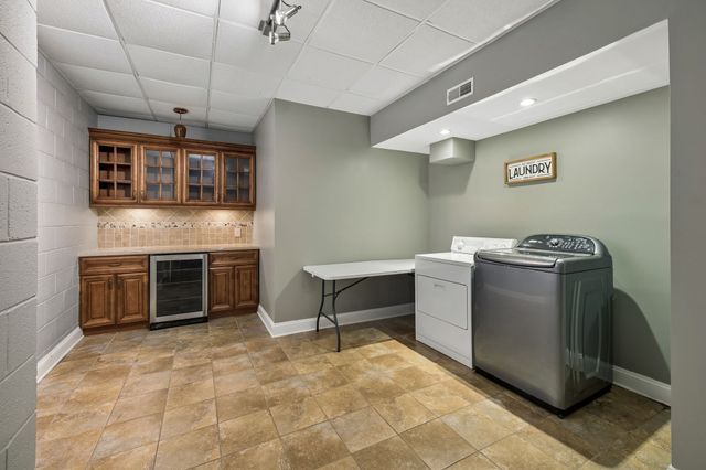 1006 Cynthia Trl, Goodlettsville, TN 37072