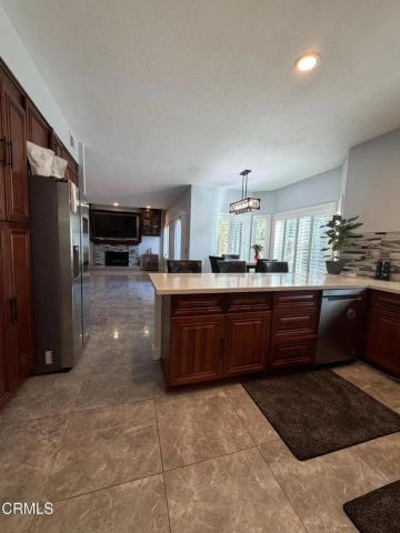 1940 Kensington Lane, Oxnard, CA 93030