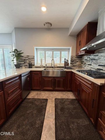 1940 Kensington Lane, Oxnard, CA 93030