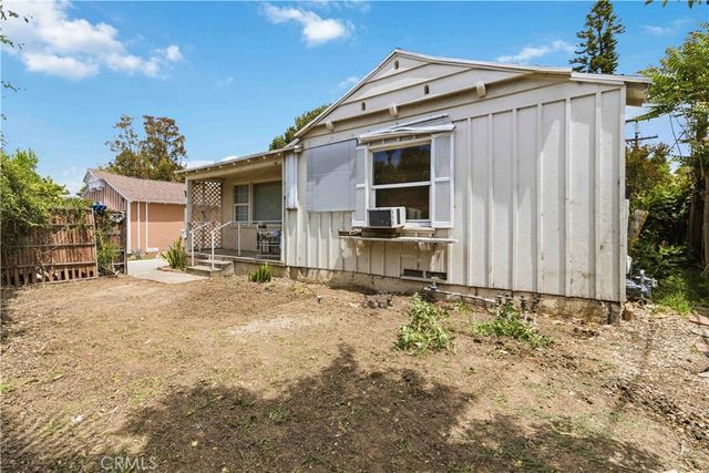 6930 Vanalden, Reseda, CA 91335
