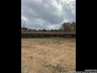 1774 Hwy 132, Natalia, TX 78059