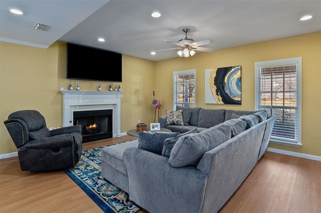 120 Preston Bay Circle, Benton, LA 71006