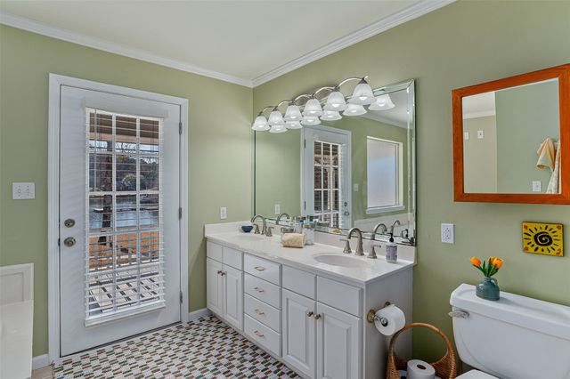 120 Preston Bay Circle, Benton, LA 71006