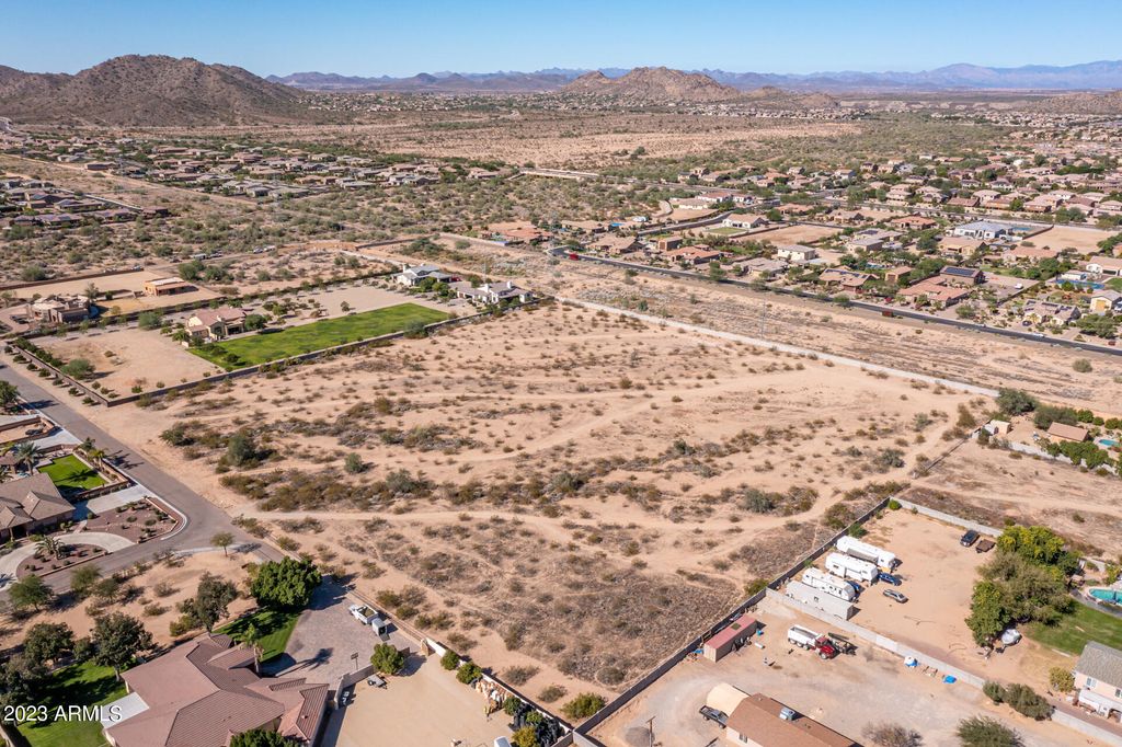 Image 5 of property listing at 0 N 73rd Avenue -, Peoria, AZ 85383