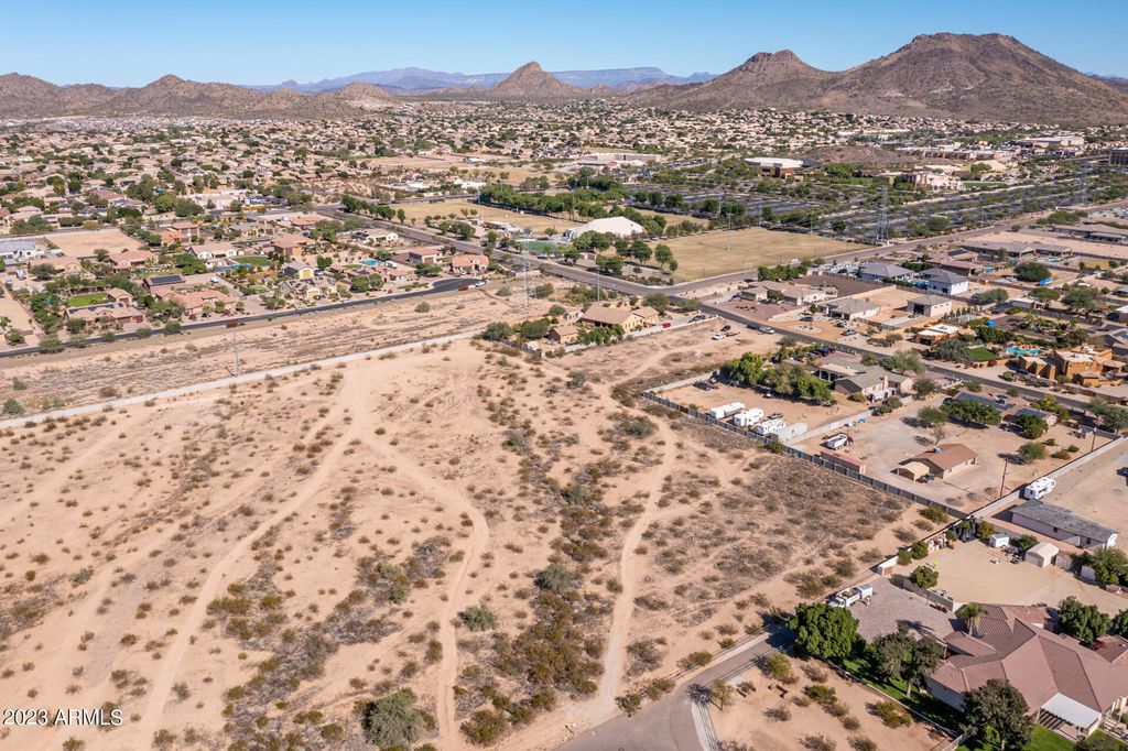 Image 6 of property listing at 0 N 73rd Avenue -, Peoria, AZ 85383