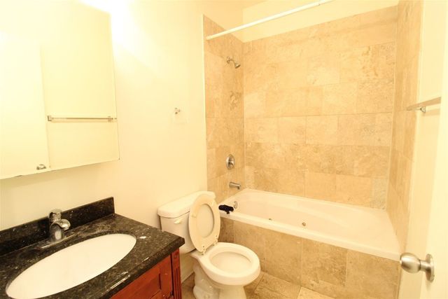 4347 N Sawyer Avenue 1D, Chicago, IL 60618