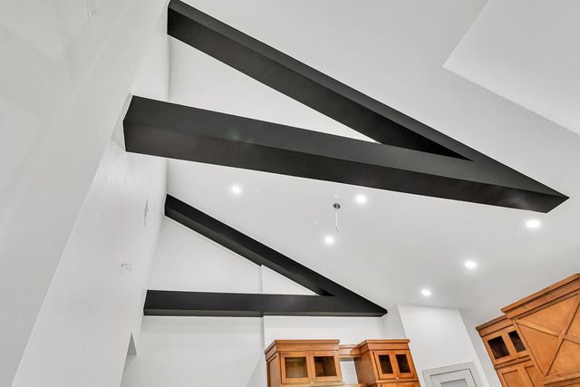 1045 N Aztec Ave, Odessa, TX 79764