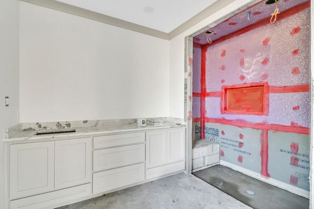 1045 N Aztec Ave, Odessa, TX 79764