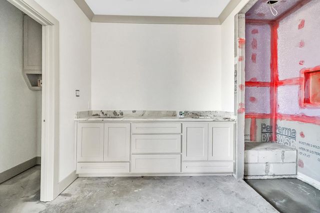 1045 N Aztec Ave, Odessa, TX 79764