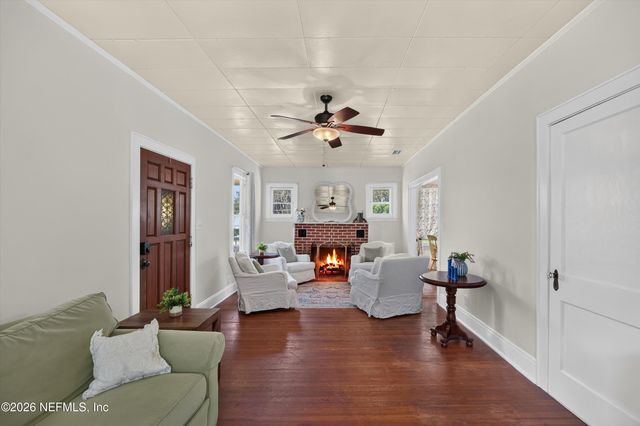 101 N LAKE Street, Crescent City, FL 32112