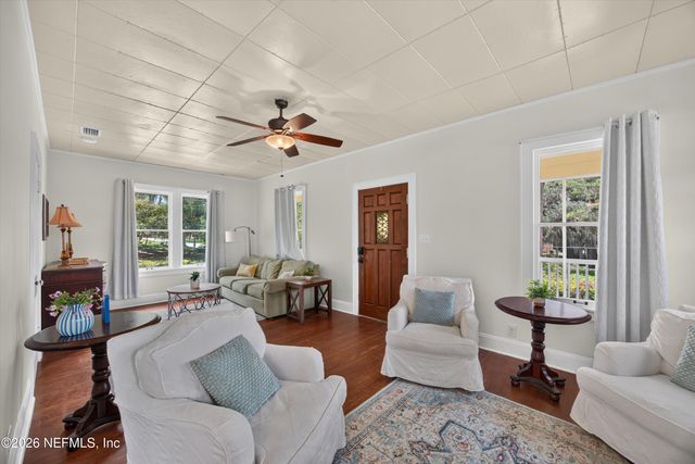 101 N LAKE Street, Crescent City, FL 32112
