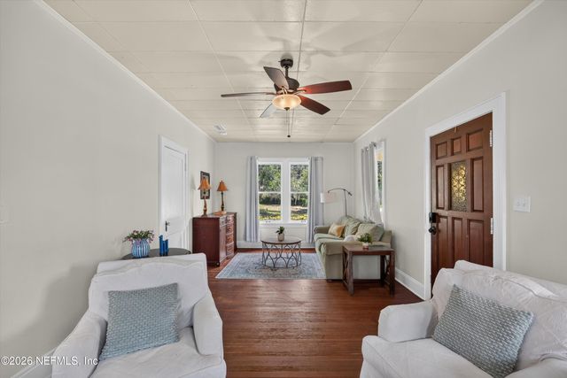 101 N LAKE Street, Crescent City, FL 32112