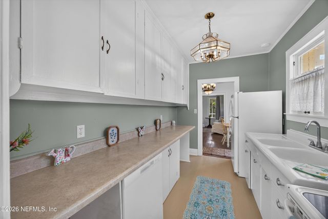 101 N LAKE Street, Crescent City, FL 32112