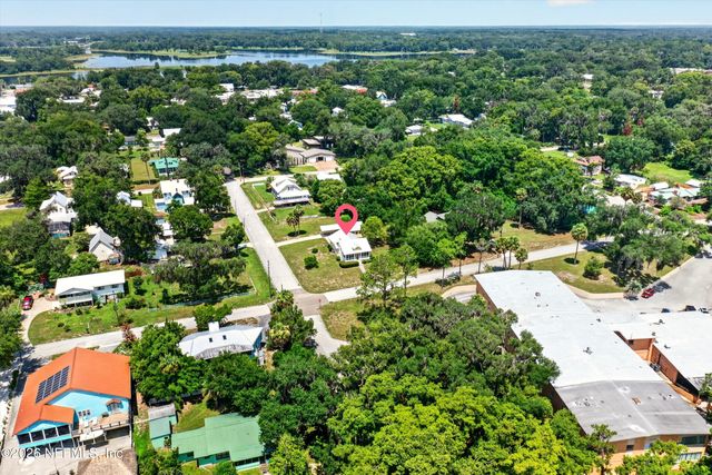 101 N LAKE Street, Crescent City, FL 32112