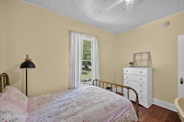 101 N LAKE Street, Crescent City, FL 32112