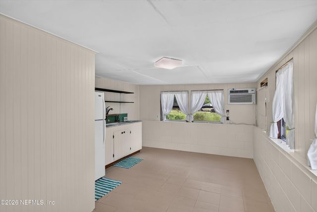 101 N LAKE Street, Crescent City, FL 32112