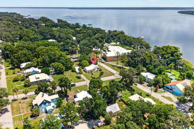 101 N LAKE Street, Crescent City, FL 32112
