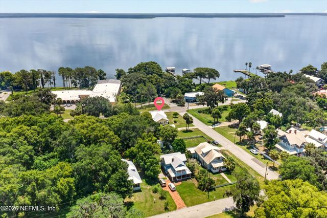 101 N LAKE Street, Crescent City, FL 32112