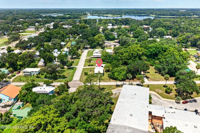 101 N LAKE Street, Crescent City, FL 32112