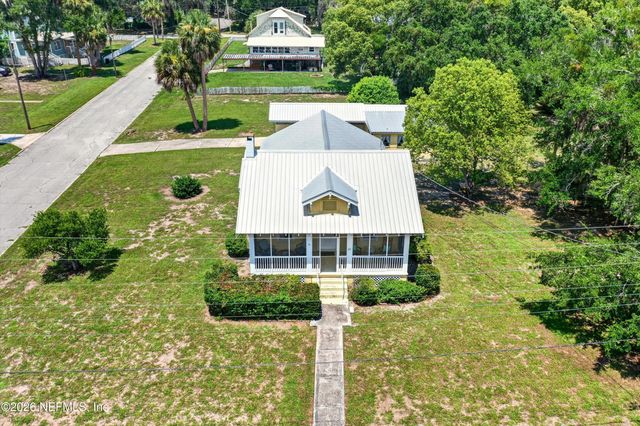 101 N LAKE Street, Crescent City, FL 32112