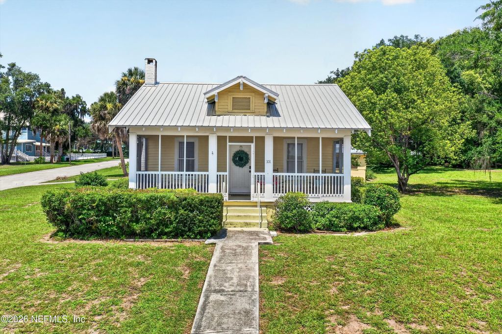 101 N LAKE Street, Crescent City, FL 32112