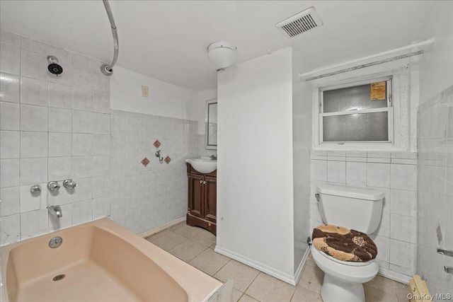 1311 Balcom Avenue, Bronx, NY 10461