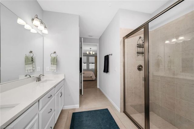 4552 Arboretum CIR 104, Naples, FL 34112