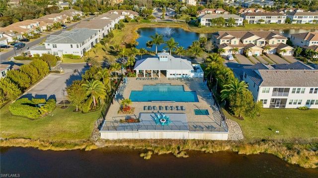 4552 Arboretum CIR 104, Naples, FL 34112