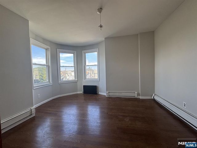 115 John Street 3F, Harrison, NJ 07029