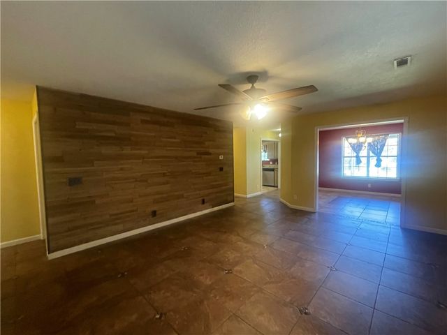 10 Cagle, Clarksville, AR 72830